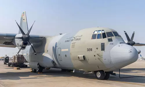 ഫലസ്തീൻ ജനതയെ ചേർത്തു പിടിച്ച് കുവൈത്ത്;  10 ടൺ ഭക്ഷ്യ വസ്തുക്കളുമായി ആദ്യ വിമാനം