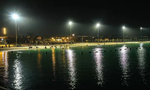 മർസാന രാ​ത്രി ബീച്ചിന്‍റെ വലിപ്പം ഇരട്ടിയാക്കി