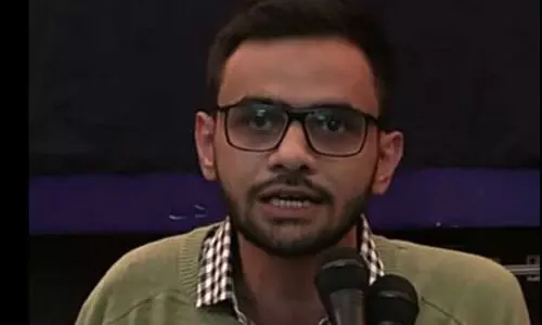 ജയിലിൽ കടന്നുപോയ അഞ്ച് ജന്മദിനങ്ങൾ: 38-ാം വയസ്സിൽ ഉമർ ഖാലിദിന് പ്രത്യാശയുടെ സന്ദേശങ്ങളയച്ച് എ.ഐ ചാറ്റ്ബോട്ടുകൾ