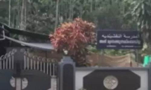 സ്വന്തം ഇഷ്ടപ്രകാരം വോട്ടുചെയ്യാന്‍ സ്വാതന്ത്ര്യമില്ല, ഉപരിപഠനത്തിന് ദൂരസ്ഥലങ്ങളിലേക്ക് പോകാന്‍ പാടില്ല, പ്രതികരിച്ചാൽ മാതാപിതാക്കളെ നഷ്ടപ്പെടും;നഖ്ശബന്ദിയ ത്വരീഖത്തിനെതിരെ മുന്‍ അംഗങ്ങള്‍