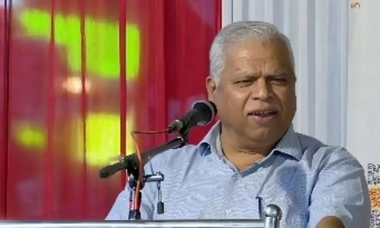 ആർ.എസ്.എസിന്റെ കൊടിയെന്ന് പറഞ്ഞാൽ നിങ്ങൾ വിചാരിക്കും നല്ല ചേലുള്ളതാണെന്ന്... കോണകം പോലുള്ള കൊടിയാണ്, അത് ഒരു സ്ത്രീയുടെ കൈയിൽ കൊടുത്ത് ഇതാണ് ഭാരതാംബ എന്ന് പറഞ്ഞാൽ ആരെങ്കിലും അംഗീകരിക്കുമോ..?; എം.വി. ജയരാജൻ