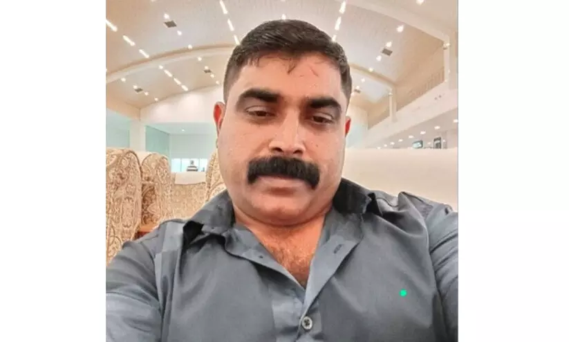 അപകടത്തിൽ പരിക്കേറ്റ് ചികിത്സയിലായിരുന്ന പെരുമ്പാവൂർ സ്വദേശി ദമ്മാമിൽ മരിച്ചു അപകടത്തിൽ പരിക്കേറ്റ് ചികിത്സയിലായിരുന്ന പെരുമ്പാവൂർ സ്വദേശി ദമ്മാമിൽ മരിച്ചു