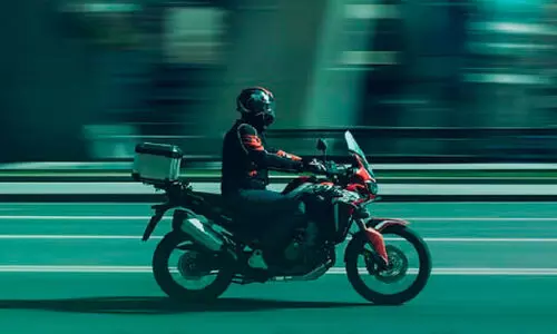 നി​യ​മ​ലം​ഘ​നം; 6,677 മോ​ട്ടോ​ർ സൈ​ക്കി​ളു​ക​ൾ പി​ടി​ച്ചെ​ടു​ത്തു