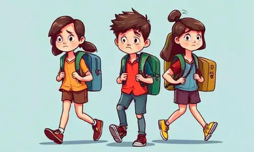 ഞ​ങ്ങ​ൾ കു​ട്ടി​ക​ളാ​ണ്, ലോ​ഡി​ങ് തൊ​ഴി​ലാ​ളി​ക​ള​ല്ല...