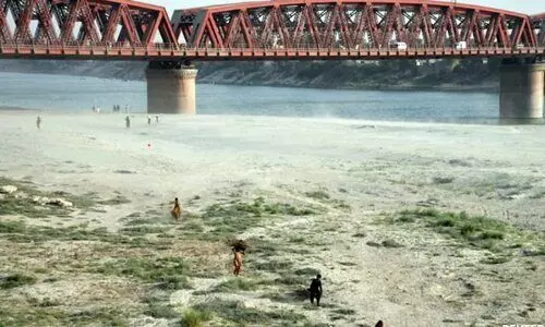 യുദ്ധ ഭീഷണിക്കിടെ സിന്ധു നദീജലം വിട്ടുനൽകണമെന്ന അഭ്യർഥനയുമായി പാകിസ്താൻ രംഗത്ത്