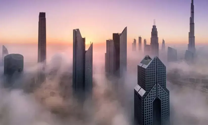 ചൂടിന് ശമനമില്ല; ഇന്ന് മൂടൽ മഞ്ഞിന് സാധ്യത ചൂടിന് ശമനമില്ല; ഇന്ന് മൂടൽ മഞ്ഞിന് സാധ്യത