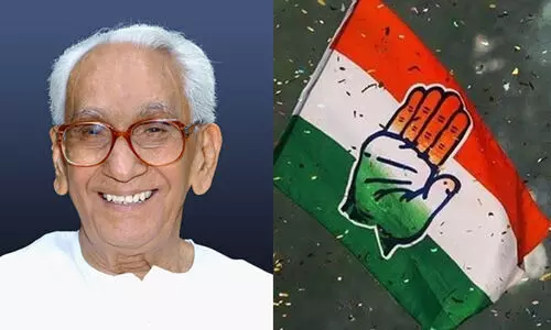 ‘ലീഡറുടെ ശാപം’ കുടഞ്ഞിട്ടത്​​ ഗ്രൂപ്​ കാലം; പുളഞ്ഞ്​ കോൺഗ്രസ്​ രാഷ്ട്രീയം