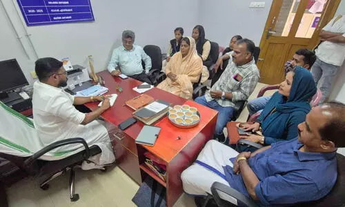 ദേവർഷിന് കൈത്താങ്ങാകാൻ നാട് ഒന്നിച്ചു; 25 അംഗ ചികിത്സ ധനസഹായ സമിതി രൂപവത്കരിച്ചു ദേവർഷിന് കൈത്താങ്ങാകാൻ നാട് ഒന്നിച്ചു; 25 അംഗ ചികിത്സ ധനസഹായ സമിതി രൂപവത്കരിച്ചു