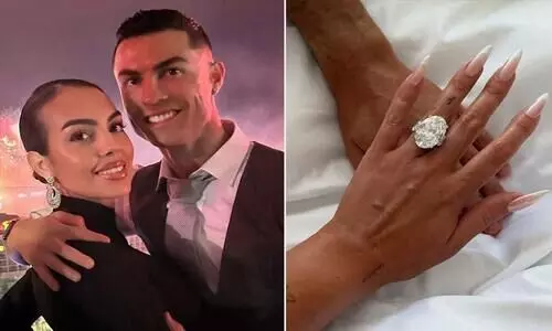 ക്രിസ്റ്റ്യാനോ റൊണാള്‍ഡോ കാമുകിക്ക് സമ്മാനിച്ച വജ്ര മോതിരത്തിന്‍റെ വിലയെത്ര?