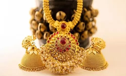 വീണ്ടും ഇടിഞ്ഞ് സ്വർണവില, നാല് ദിവസത്തിനിടെ കുറഞ്ഞത് 1440 രൂപ