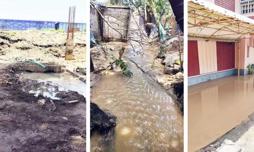 റെയിൽവേ സ്​റ്റേഷൻ വികസനം ഓടയിലേക്ക്​ മണ്ണും ചളിയും നിറഞ്ഞ​ വെള്ളമൊഴുക്കി, വീടുകളിൽ വെള്ളംകയറി