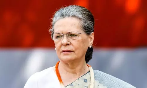 ഇന്ത്യൻ പൗരത്വം ലഭിക്കുന്നതിനുമുമ്പ് തന്നെ സോണിയ ഗാന്ധിയുടെ പേര് ഇലക്ട്രറൽ റോളിൽ ഉണ്ടായിരുന്നു. ആരോപണവുമായി ബി.ജെ.പി