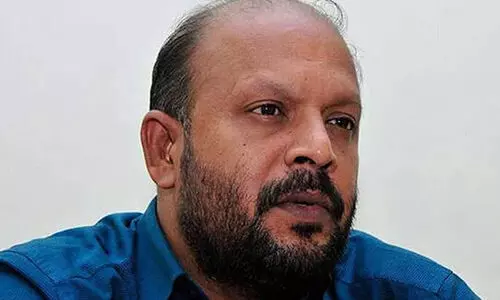 തെരഞ്ഞെടുപ്പ് കമീഷന്‍റെ നോട്ടീസ് തള്ളി സുനിൽകുമാർ, ക്രമക്കേട് വിവരിക്കുന്ന കത്ത് കൈമാറി