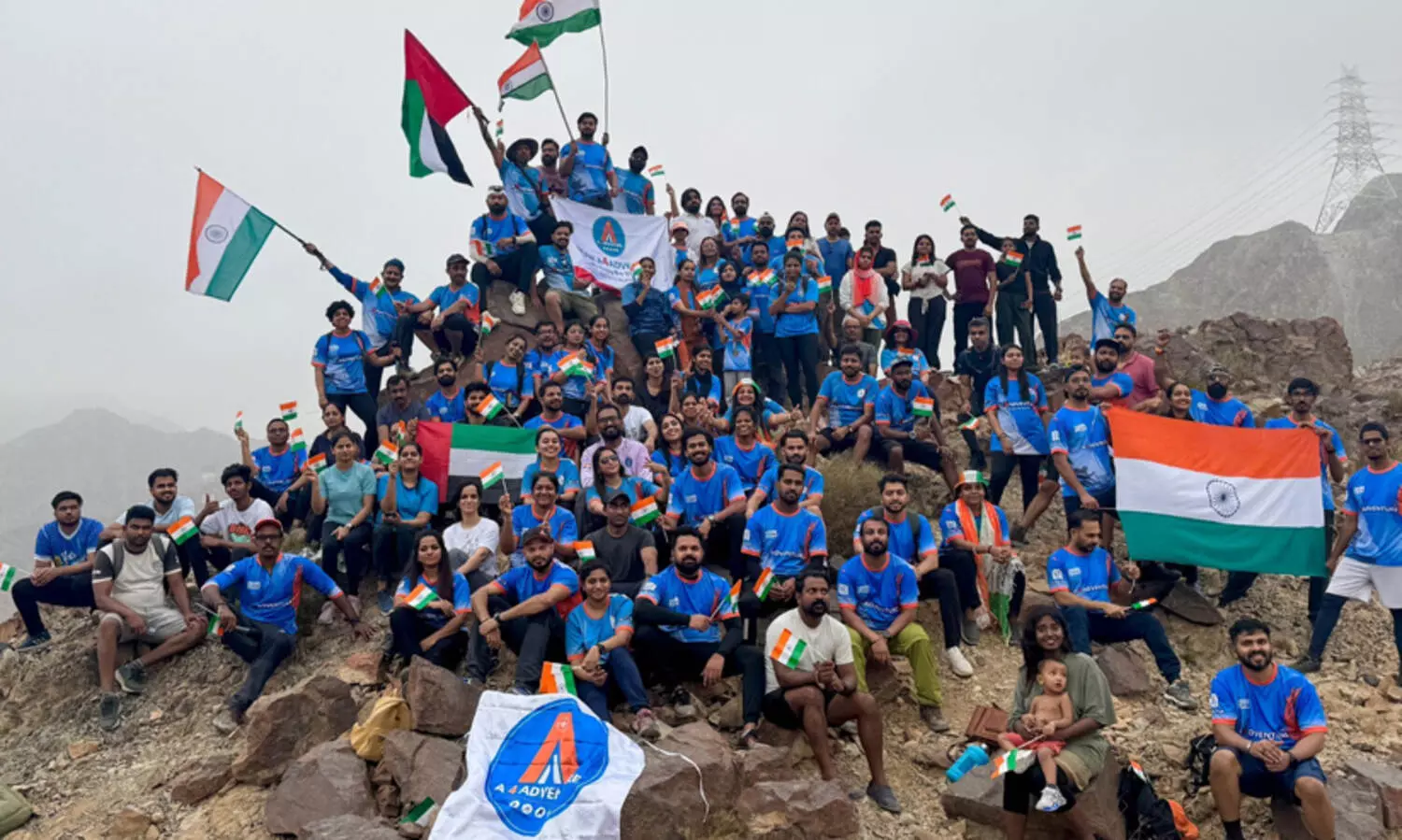 ഖോർഫക്കാൻ മലമുകളിൽ സ്വാതന്ത്ര്യദിനാഘോഷം