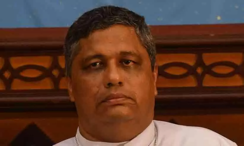 കാനോൻ നിയമങ്ങളുടെ ഗുരുതര ലംഘനം, മാർപാപ്പയുടെ ഉത്തരവുകൾ ലംഘിച്ചു; ബിഷപ്പ് ജോസഫ് പാംപ്ലാനിയെ പദവികളിൽനിന്ന് ഒഴിവാക്കാൻ സഭാ ട്രൈബ്യൂണലിന് നിവേദനം കാനോൻ നിയമങ്ങളുടെ ഗുരുതര ലംഘനം, മാർപാപ്പയുടെ ഉത്തരവുകൾ ലംഘിച്ചു; ബിഷപ്പ് ജോസഫ് പാംപ്ലാനിയെ പദവികളിൽനിന്ന് ഒഴിവാക്കാൻ സഭാ ട്രൈബ്യൂണലിന് നിവേദനം