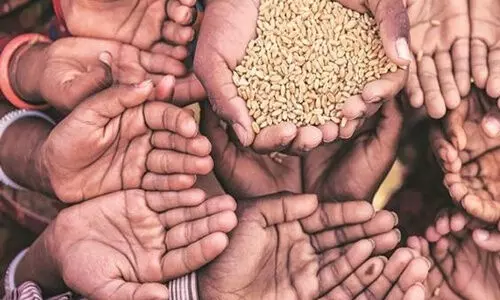 ക​ണ്ണൂ​ർ അ​തി​ദ​രി​ദ്ര​രി​ല്ലാ​ത്ത ആ​ദ്യ ജി​ല്ല