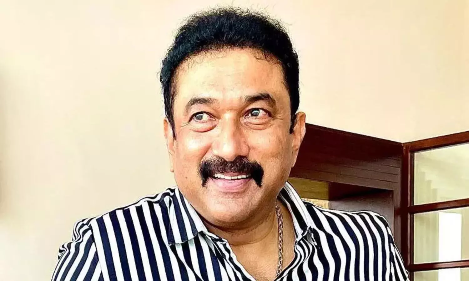 ശ്വേതാ മേനോന് എതിരായ പരാതിയിൽ പങ്കുണ്ടെന്ന് തെളിഞ്ഞാൽ അഭിനയം നിർത്തും; ‘അമ്മ’യുടെ തലപ്പത്തേക്ക് വനിതകൾ വരണമെന്നും ബാബുരാജ്