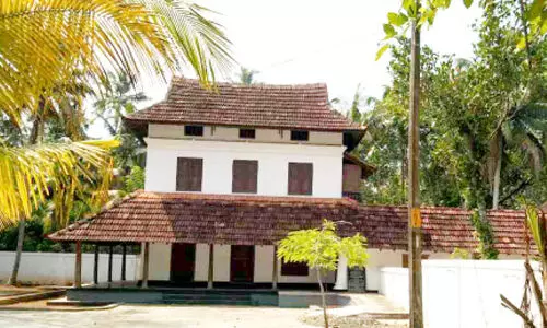 സ്മ​ര​ണ​ക​ളു​ണ​ർ​ത്തി മു​ഹ​മ്മ​ദ് അ​ബ്​​ദു​റ​ഹ്മാ​ൻ സാ​ഹി​ബിന്‍റെ അ​ഴീ​ക്കോ​ട്ടെ ജ​ന്മ​ഗൃ​ഹം