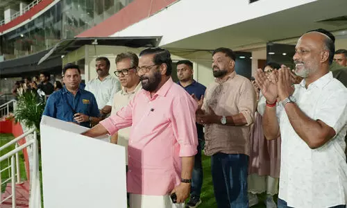 കാര്യവട്ടം ഗ്രീൻഫീൽഡിൽ പുതിയ ഫ്ലഡ്‌ലൈറ്റുകൾ ഉദ്ഘാടനം ചെയ്തു