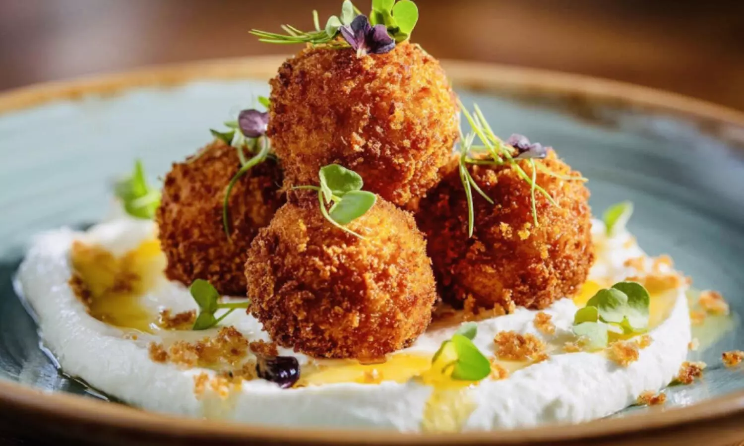 വൈകുന്നേരം ചായക്കൊപ്പം കിടിലൻ ക്രഞ്ചി ചീസ് ബാൾസ്‌