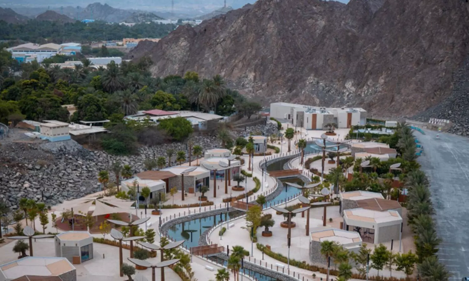 ദുബൈയുടെ മലയോരം വികസിക്കുന്നു; വാതിൽ തുറന്ന്​ അവസരങ്ങൾ