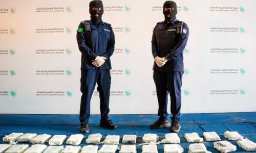 രാ​ജ്യ​ത്തേ​ക്ക് കൊ​ക്കെ​യ്ൻ ക​ട​ത്താ​നു​ള്ള ശ്ര​മം ത​ക​ർ​ത്ത് ജി​ദ്ദ ഇ​സ്‍ലാ​മി​ക് പോ​ർ​ട്ട് അ​ധി​കൃ​ത​ർ