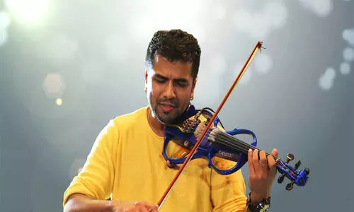 ബാലഭാസ്‌കറിന്റെ മരണത്തില്‍ കൂടുതല്‍ അന്വേഷണം ആവശ്യപ്പെട്ട് മാതാപിതാക്കള്‍ കോടതിയിൽ