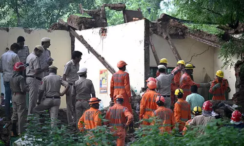 Dargah roof collapse