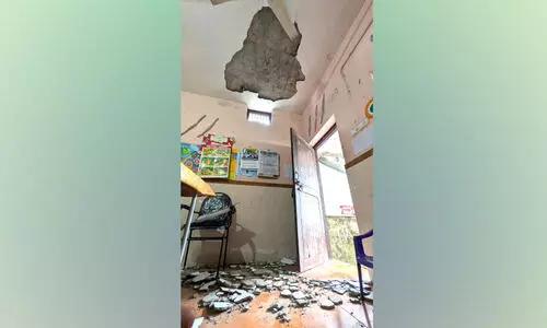 അംഗൻവാടി കെട്ടിടത്തിന്റെ സീലിങ് പൊട്ടിവീണു