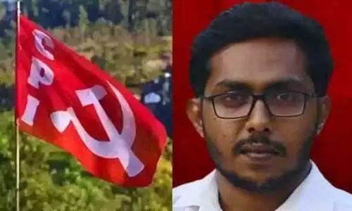 സവര്‍ക്കർ ദേശീയത ഊട്ടിയുറപ്പിച്ച നേതാവെന്ന് സി.പി.ഐ ലോക്കൽ സെക്രട്ടറി; കോണ്‍ഗ്രസുകാരേക്കാൾ ത്യാഗം സഹിച്ചു, ഇതിന്റെ പേരില്‍ നിങ്ങളെന്നെ ബി.ജെ.പിയാക്കിയാലും കുഴപ്പമൊന്നുമില്ല