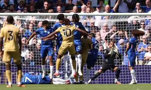 ലോകം ജയിച്ചെത്തിയ ചെൽസിക്ക് പ്രീമിയർ ലീഗിൽ സമനിലത്തുടക്കം