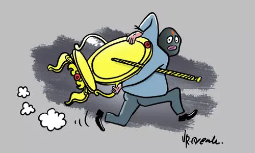 വോ​ട്ടു​കൊ​ള്ള​യു​ടെ ഭാ​ര​തീ​യ പാ​ര​മ്പ​ര്യം