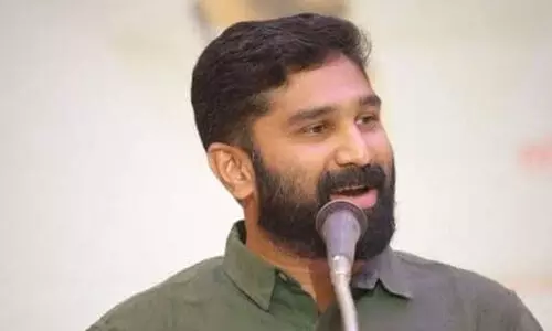 ഇലക്ഷൻ കമീഷൻ ഒറ്റുകാർ, മനുസ്മൃതിയോടും വിചാരധാരയോടും കൂറ്; രാജ്യദ്രോഹക്കുറ്റം ചുമത്താൻ ആവശ്യപ്പെടണം -വി.ടി. ബൽറാം