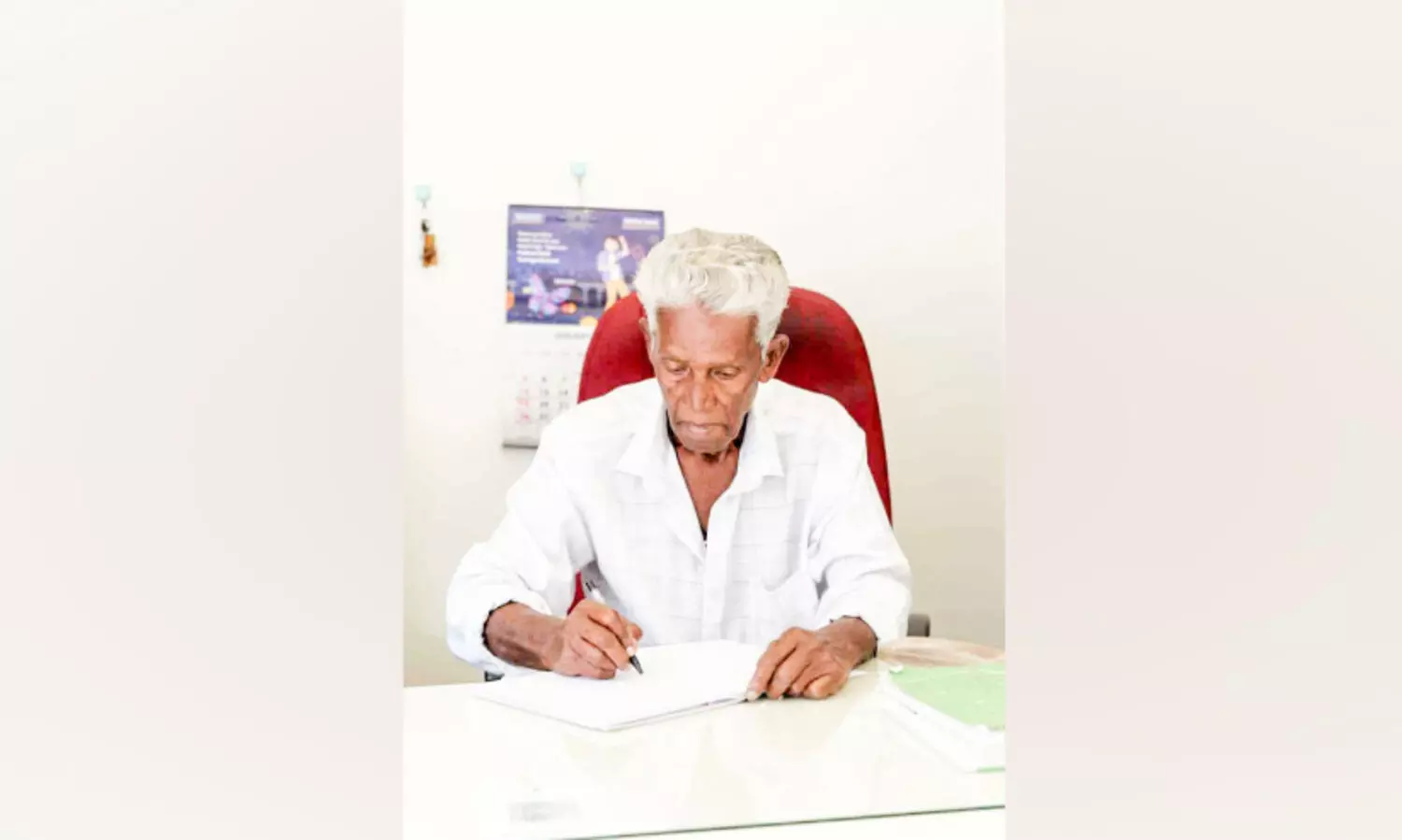 83ലും ​പാ​ട്ടി​ന്‍റെ പാ​ലാ​ഴി