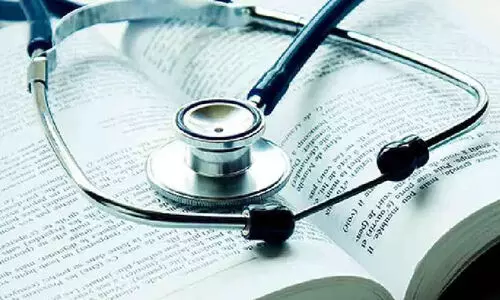 ക്ലി​നി​ക്ക​ൽ എ​സ്റ്റാ​ബ്ലി​ഷ്​​​മെ​ന്റ് ആ​ക്ട് പ്ര​കാ​രം ജി​ല്ല​യി​ലെ 70 ശ​ത​മാ​ന​ം ആ​രോ​ഗ്യ​സ്ഥാ​പ​ന​ങ്ങ​ൾക്കും ലൈ​സ​ൻ​സി​ല്ല