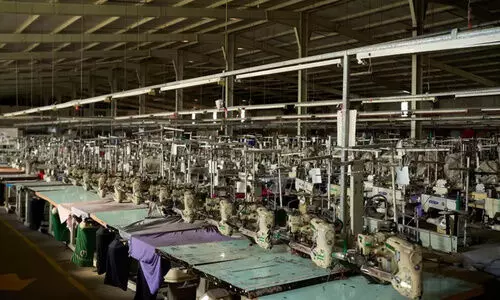 ട്രംപി​ന്റെ തീരുവ: തിരുപ്പൂർ വസ്ത്രമേഖല പ്രതിസന്ധിയിൽ