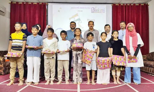 മ​ല​ർ​വാ​ടി ബാ​ല​സം​ഘം സ​ലാ​ല​യി​ൽ ക്വി​സ് മ​ത്സ​രം സം​ഘ​ടി​പ്പി​ച്ചു