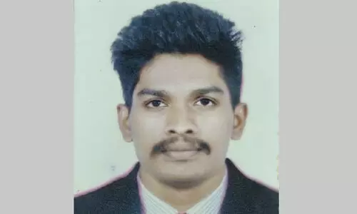 ഓൺലൈൻ ഗെയിമിന് അടിമയായ സ്കൂൾ പ്യൂൺ ജീവനൊടുക്കി ഓൺലൈൻ ഗെയിമിന് അടിമയായ സ്കൂൾ പ്യൂൺ ജീവനൊടുക്കി