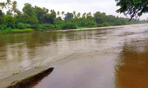 കേരള ഷോളയാർ ഡാമിൽ 100 ശതമാനം ജലം; ചാ​ല​ക്കു​ടി​പ്പു​ഴ​യി​ൽ ജ​ല​നി​ര​പ്പ് ഉ​യ​രു​ന്നു