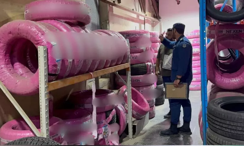 അഗ്നി സുരക്ഷാ നിയമ ലംഘനം; ഷുവൈഖ് ഇൻഡസ്ട്രിയൽ ഏരിയയിൽ 63 സ്ഥാപനങ്ങൾ പൂട്ടി അഗ്നി സുരക്ഷാ നിയമ ലംഘനം; ഷുവൈഖ് ഇൻഡസ്ട്രിയൽ ഏരിയയിൽ 63 സ്ഥാപനങ്ങൾ പൂട്ടി