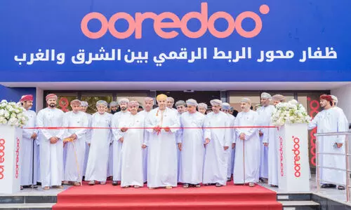 ഒ​മാ​നെ ഡി​ജി​റ്റ​ൽ ഹ​ബ്ബാ​ക്കാ​ൻ സ​ലാ​ല ഡേ​റ്റ സെ​ന്റ​റു​മാ​യി ഉ​രീ​ദോ