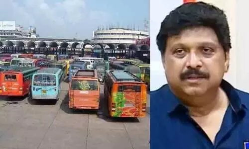 ഓണക്കാലത്ത് പണിമുടക്കിയാൽ അതിങ്ങ് ഇറക്കും, ഡ്രൈവറെ വെച്ച് ഡീസലും അടിച്ച് റോഡിലിറങ്ങും; സ്വകാര്യ ബസുടമകൾക്ക് മുന്നറിയിപ്പുമായി മന്ത്രി ഗണേഷ് കുമാർ