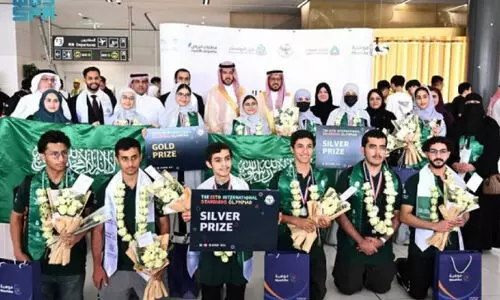 അ​ന്താ​രാ​ഷ്ട്ര ഒ​ളി​മ്പ്യാ​ഡി​ൽ മെ​ഡ​ലു​ക​ൾ നേ​ടി​യ സൗ​ദി ടീ​മി​ന് റി​യാ​ദി​ൽ ഊ​ഷ്മ​ള സ്വീ​ക​ര​ണം