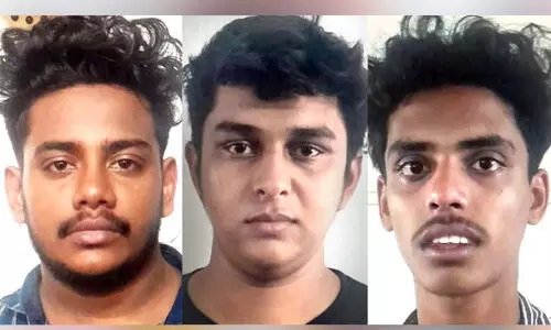 പാ​ച​ക​വാ​ത​ക ഏ​ജ​ൻ​സി ജീ​വ​ന​ക്കാ​ര​ന്‍റെ ബാഗ് തട്ടിപ്പറിച്ച് ര​ണ്ടു​ല​ക്ഷം ക​വ​ർ​ന്ന കേസ്; മൂന്നുപേർ അറസ്റ്റിൽ