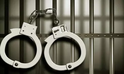 കടൽ വഴി ഒമാനിലേക്ക് അനധികൃതമായി കടക്കാൻ ശ്രമം; രണ്ട് വിദേശ പൗരന്മാർ പിടിയിൽ