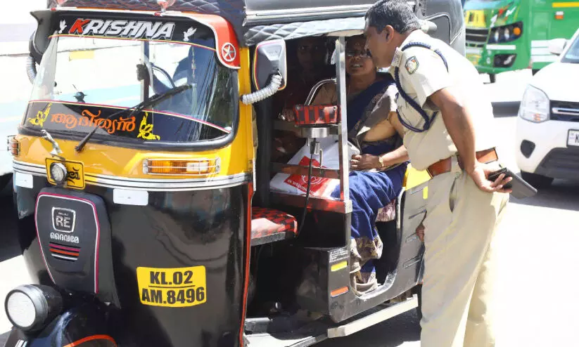 ഓട്ടോറിക്ഷ മീറ്റർ; ആദ്യദിനം താക്കീത്​, ഇനി നടപടി