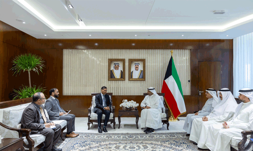 ഇന്ത്യൻ അംബാസഡർ കുവൈത്ത് വിദേശകാര്യമന്ത്രിയുമായി കൂടിക്കാഴ്ച്ച നടത്തി