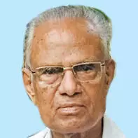 പി.​വി. ക​രു​ണാ​ക​ര​ൻ