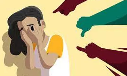 സ്ത്രീസുരക്ഷയിൽ വിട്ടുവീഴ്ചയില്ല; ആഭ്യന്തര പരാതി പരിഹാര സമിതികൾ ശക്തമാക്കാൻ സഹകരണ വകുപ്പ് സ്ത്രീസുരക്ഷയിൽ വിട്ടുവീഴ്ചയില്ല; ആഭ്യന്തര പരാതി പരിഹാര സമിതികൾ ശക്തമാക്കാൻ സഹകരണ വകുപ്പ്