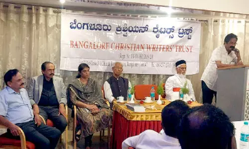 ക്രി​സ്ത്യ​ൻ റൈ​റ്റേ​ഴ്സ് ട്ര​സ്റ്റ്​ സാ​ഹി​ത്യ സം​വാ​ദം